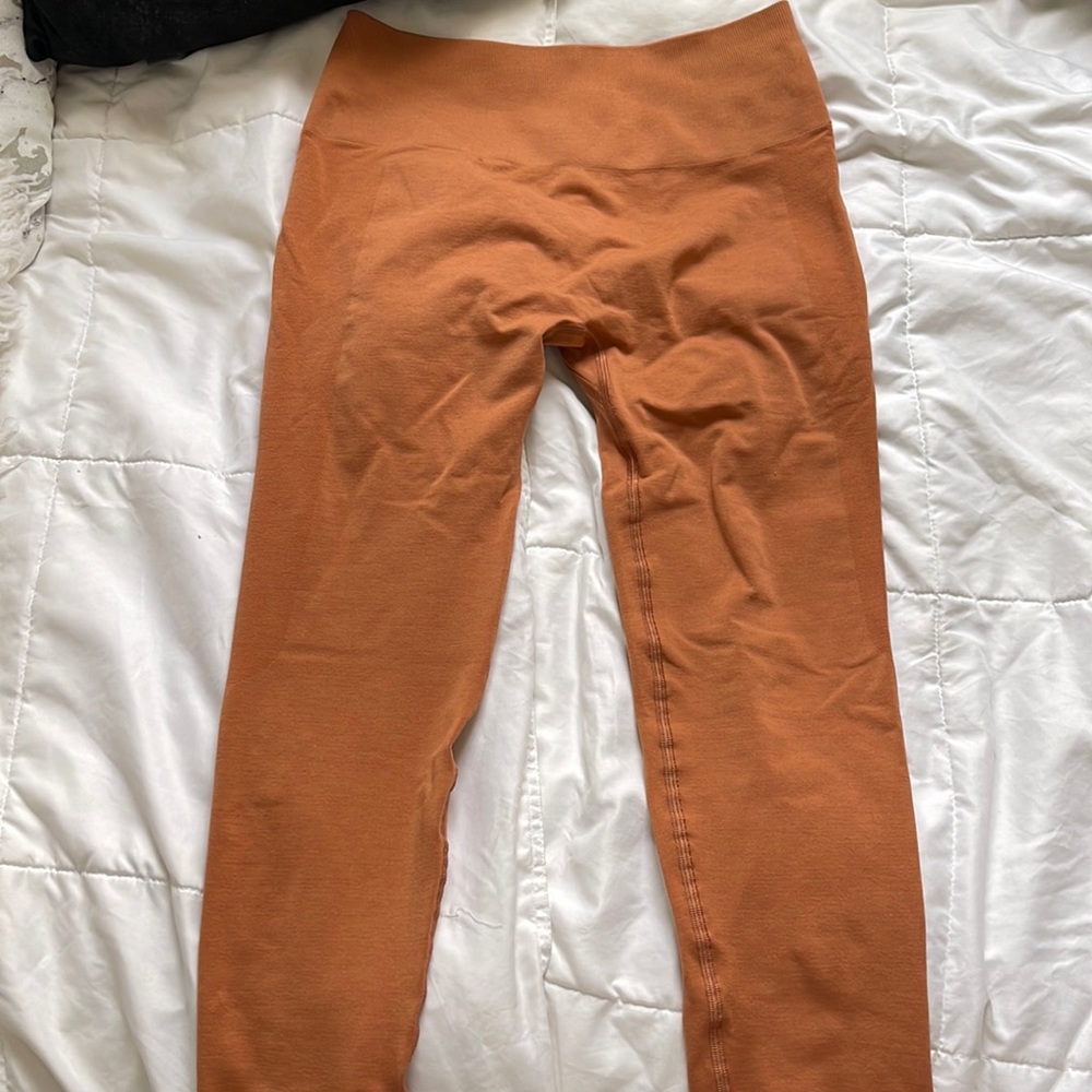 Alphalete Amplify Leggings